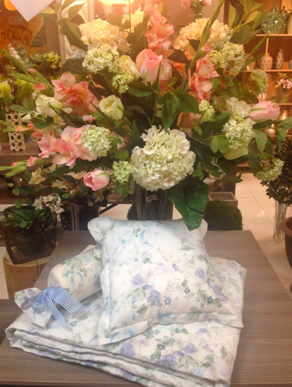 Покрывало 270х270 Blumarine Chriselle голубое вид