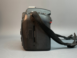 Nikon D7000 Body 13.465 Кадров