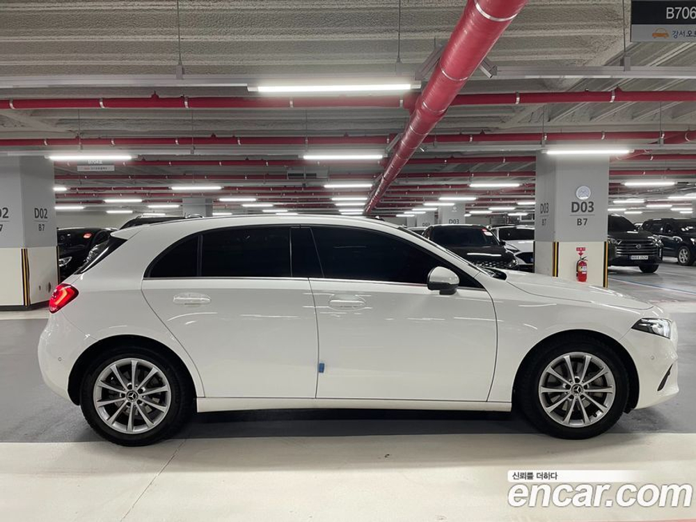 Mercedes-Benz A-Class W177 A220 Hatchback (10.2019)