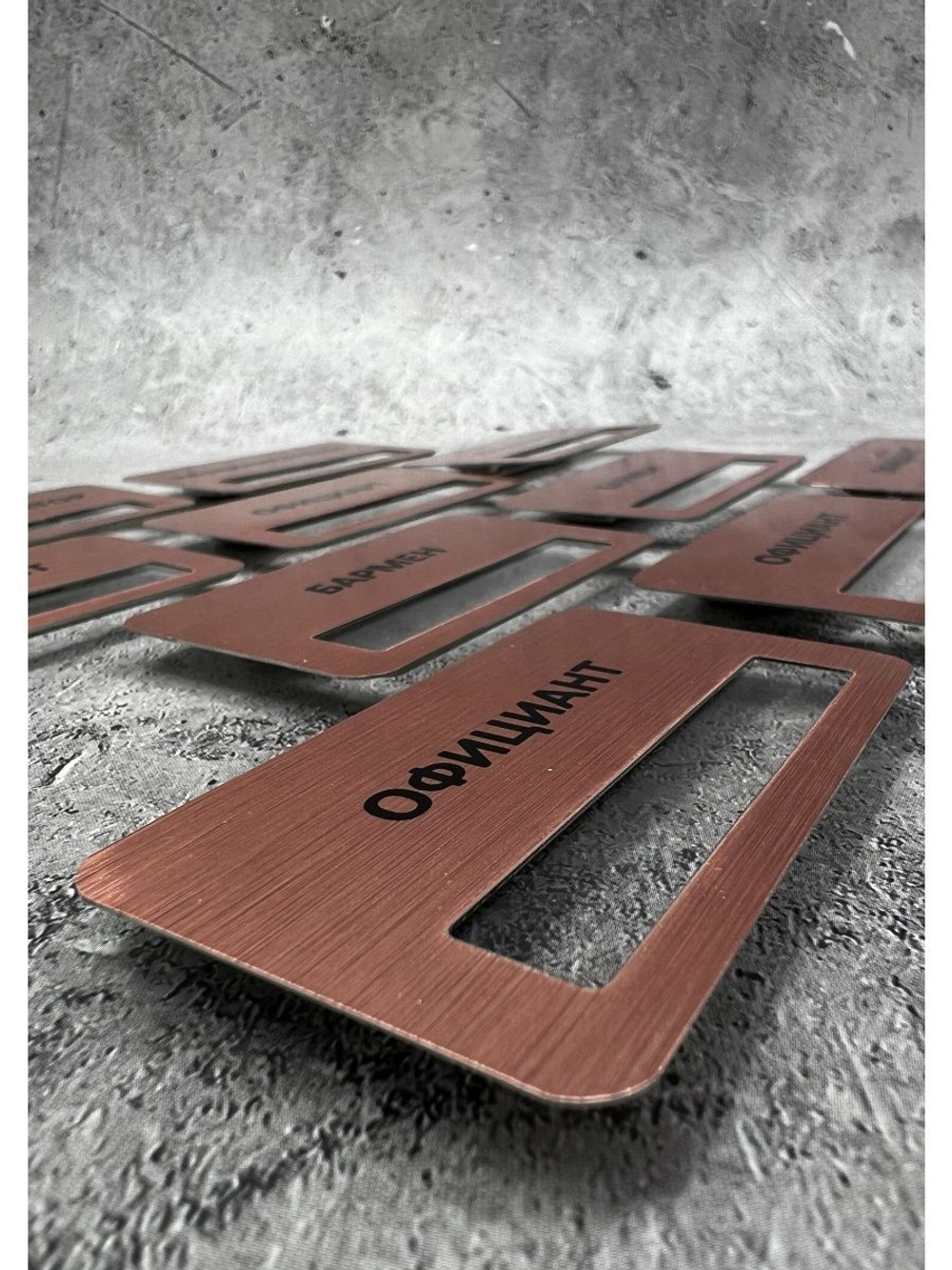 Бейдж на магните  10шт