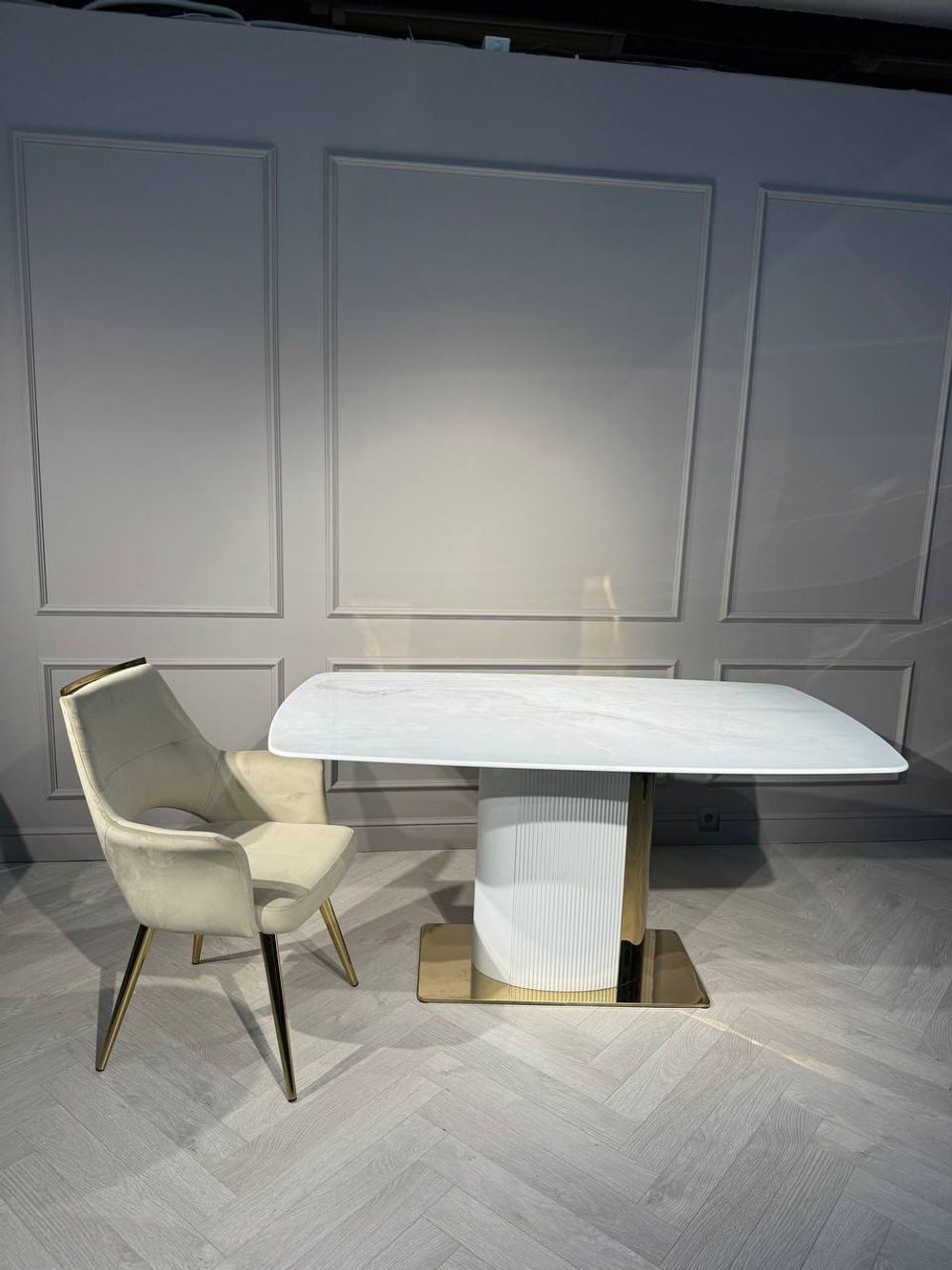 Стол обеденный Ist Casa Барнео, 160х90х76 см, светло-серый, золото