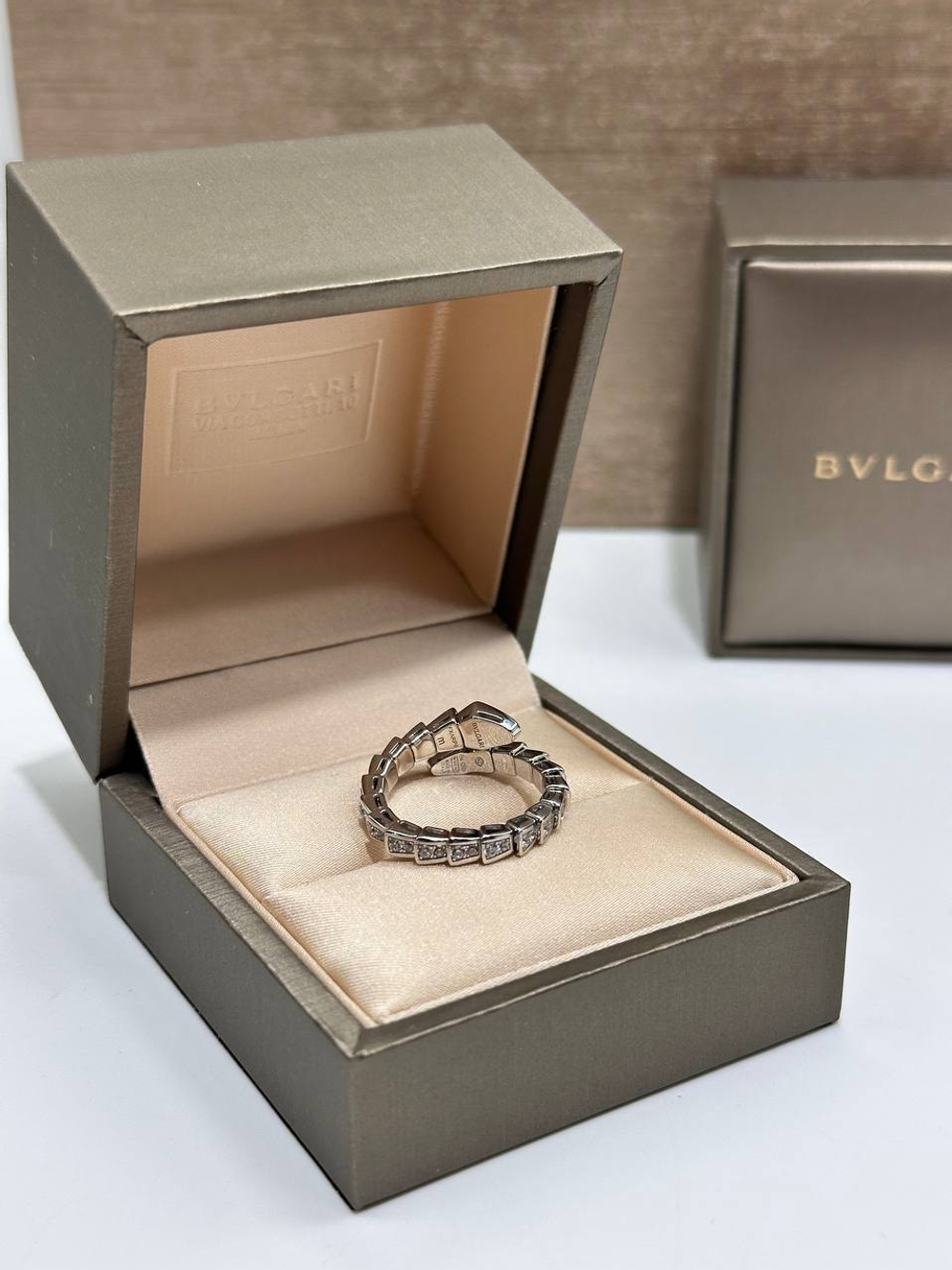 Кольцо Bvlgari