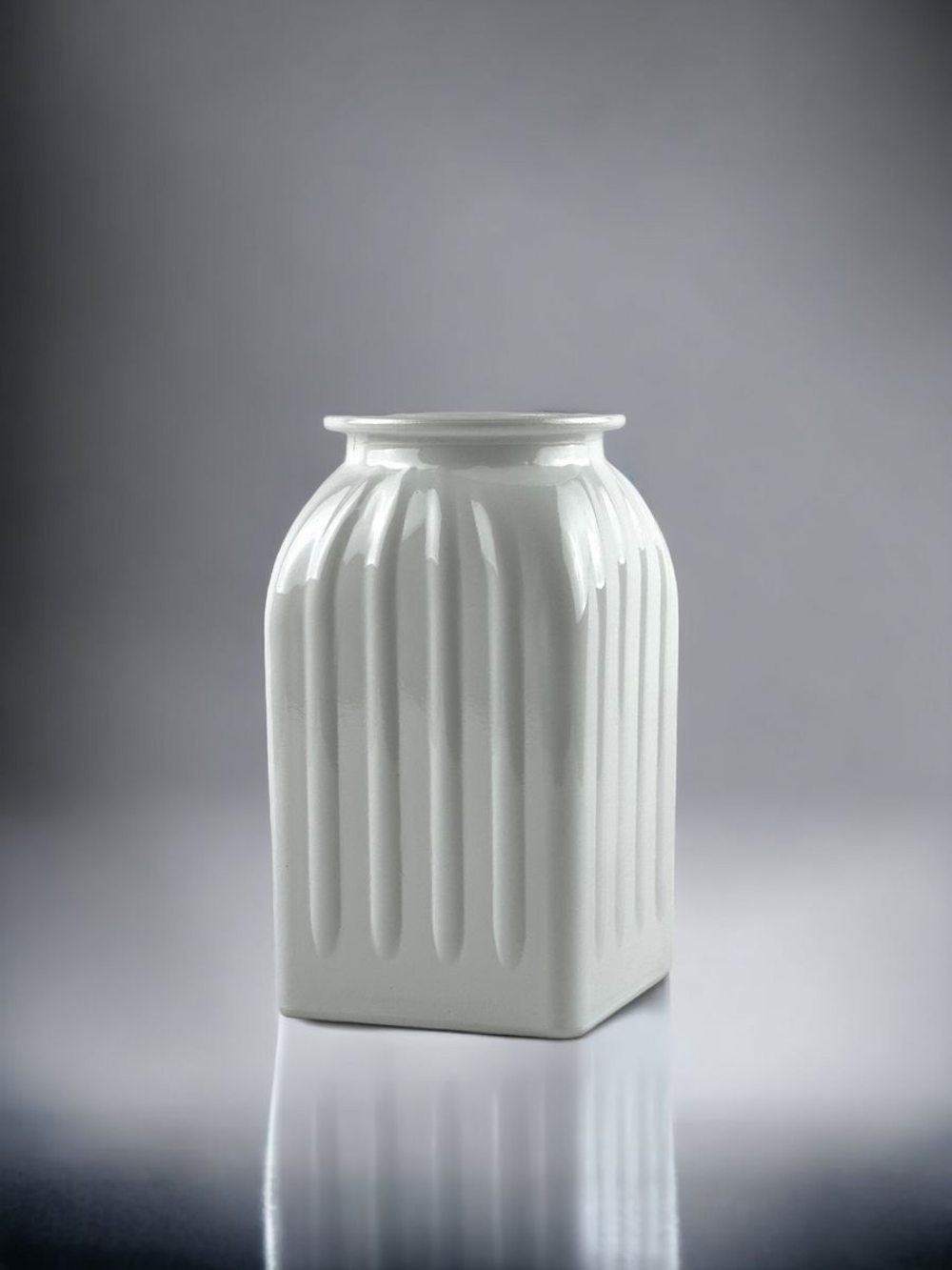 Ваза "Jar"(Ханна) "WhitE" (Белый глянец)