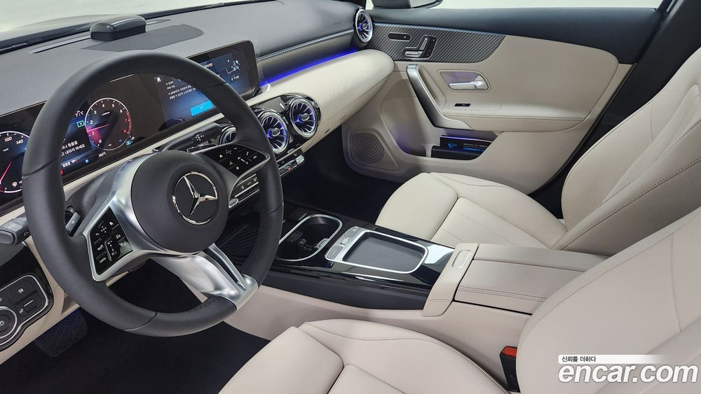 Mercedes-Benz A-Class W177 A220 Hatchback (02.2024)