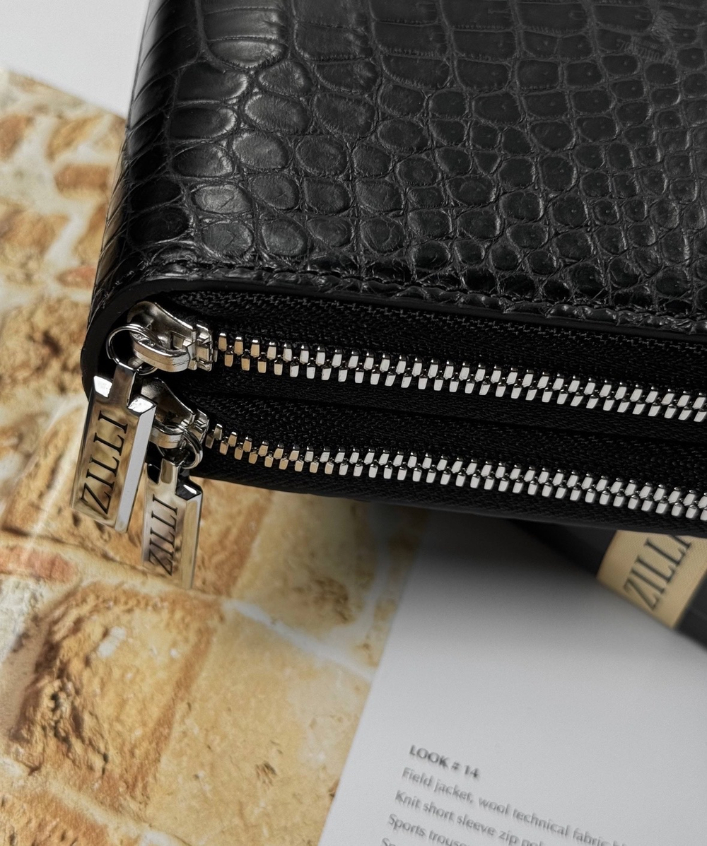 Портмоне из кожи крокодила Zilli