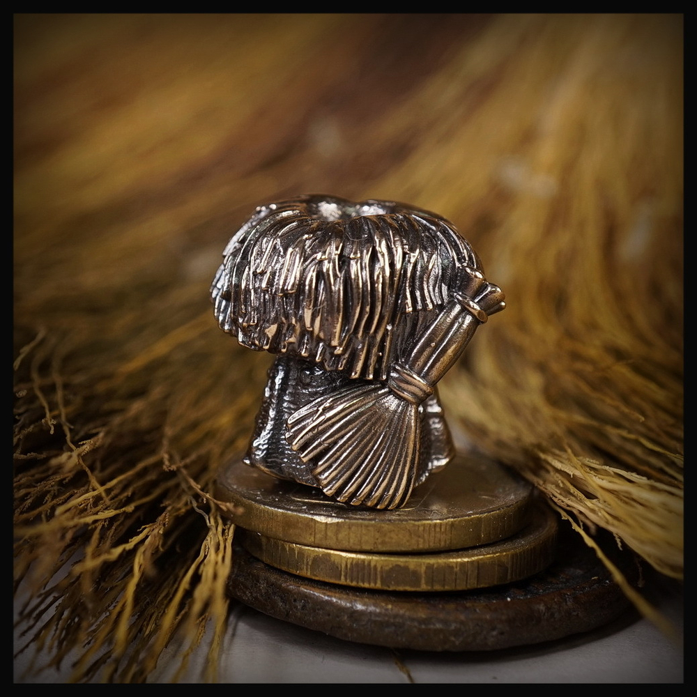 Темлячная бусина "Домовенок" для ножей , бронза