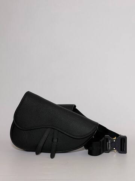 Сумка-слинг Dior