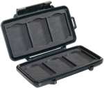Защитный кейс Pelican™ 0945 черный для карт памяти CF