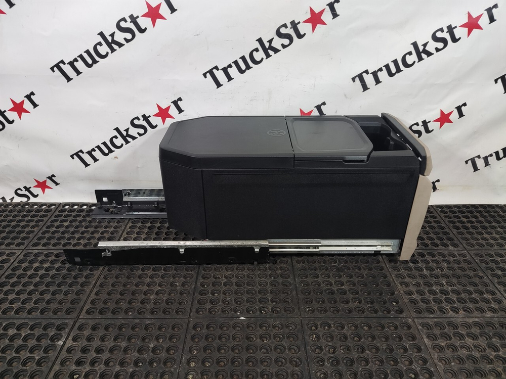 Холодильник 2023г.