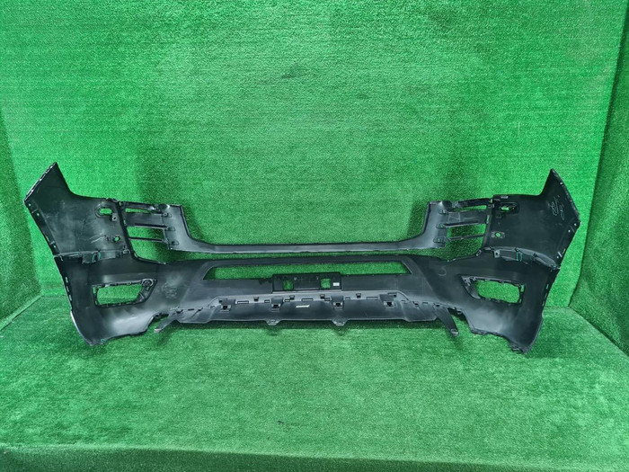 Бампер передний Toyota Land Cruiser 300 (2021-н.в.)