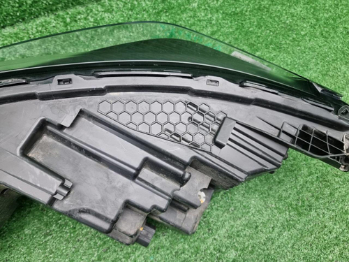 Фара правая Changan CS55PLUS (2021-2024) LED