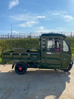 Электротрицикл грузовой Green Camel Тендер D1500 (60V 1000W) кабина, понижающая