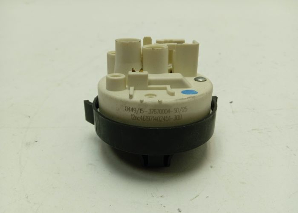 ITWA51051G кт131 Датчик уровня воды для стиральной машины с вертикальной загрузкой Indesit 461971402451 б/у