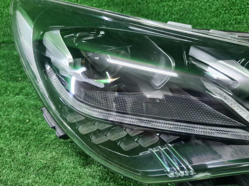 Фара правая KIA Stinger CK (2017-2021) LED