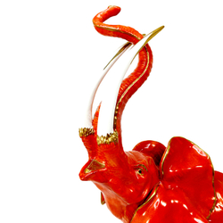 Слон. Статуэтка. Италия: C.Villari. Фарфор, ручная роспись. Размер: 25 х 13.5 х 40 см.