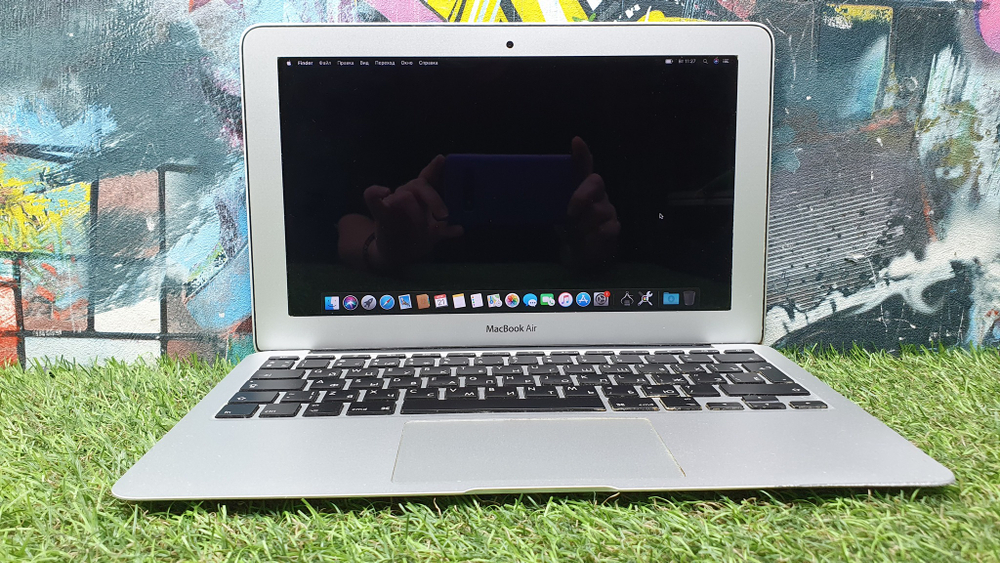 MacBook Air 11" 2015 (A1465) 1366x768, Intel Core i5 1,6 ГГц, 4 Gb