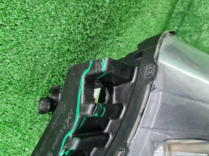 Фара правая Hyundai Santa Fe 4 (2018-2021) LED