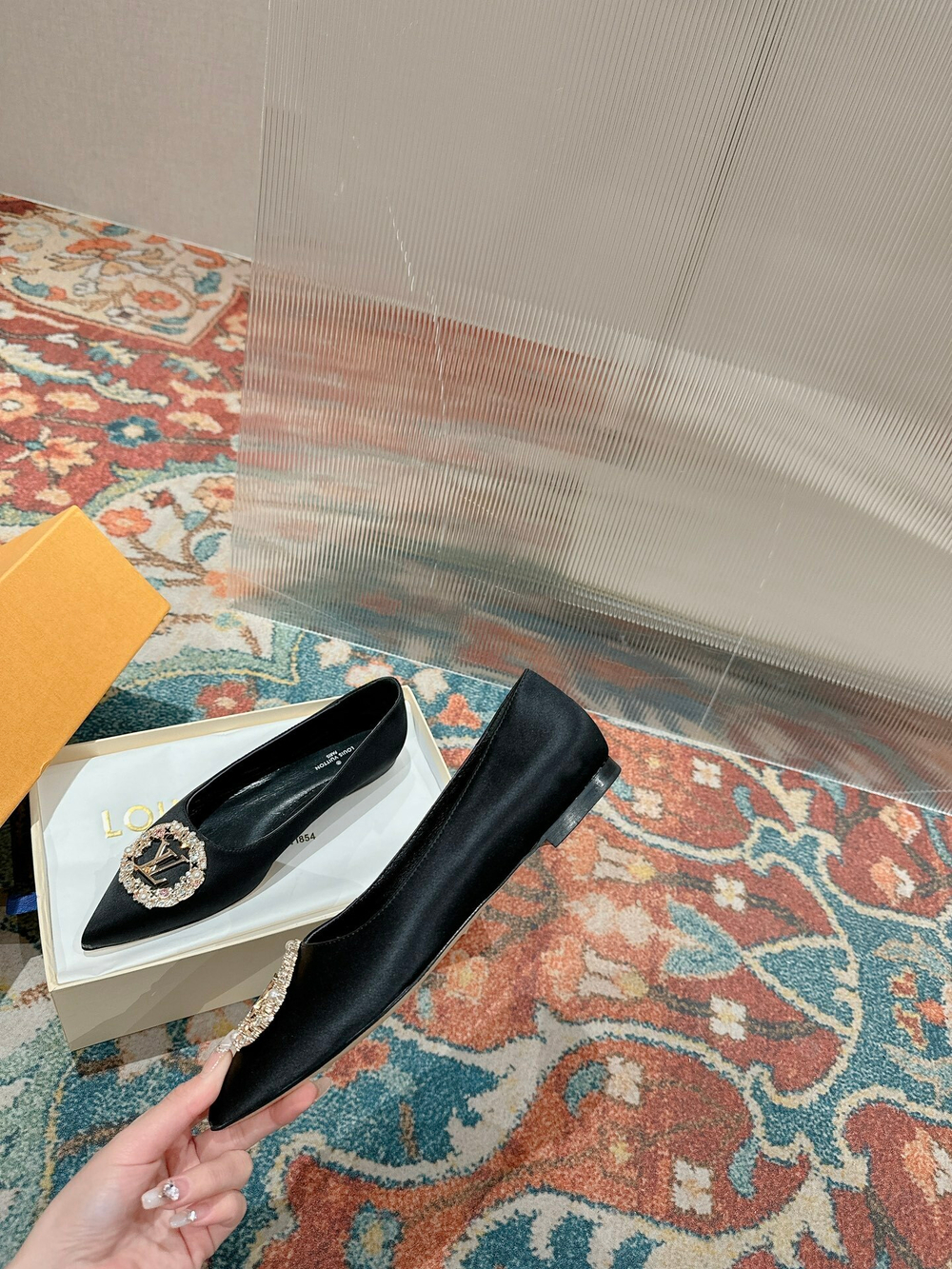 Louis Vuitton Met Flat Ballerina