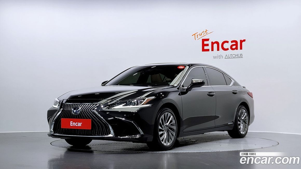 Lexus ES300h 7 Generation Luxury Plus (04.2021)
