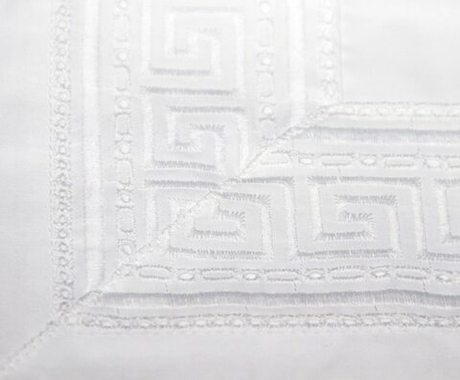 Постельное белье 1.5 спальное Iris белое