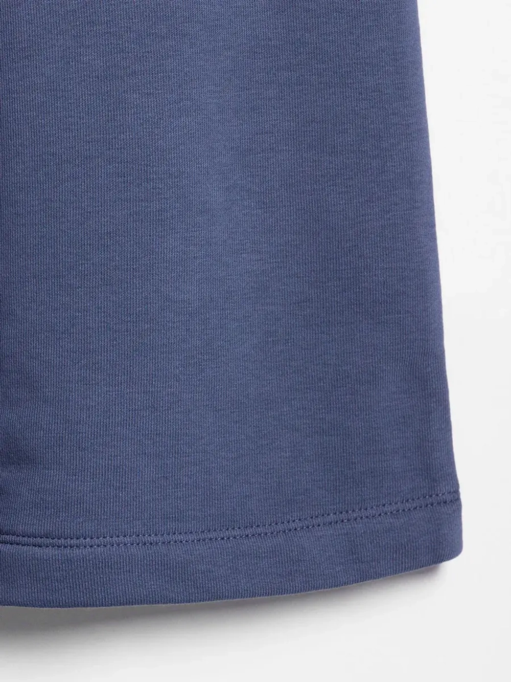 Спортивный костюм для девочки в школу