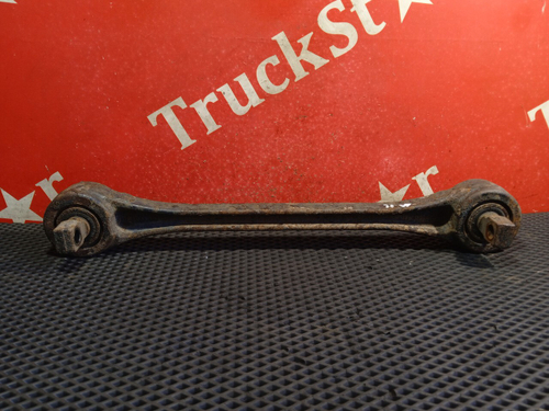 Тяга реактивная задняя