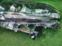Фара левая Toyota Land Cruiser Prado 150 17-нв LED