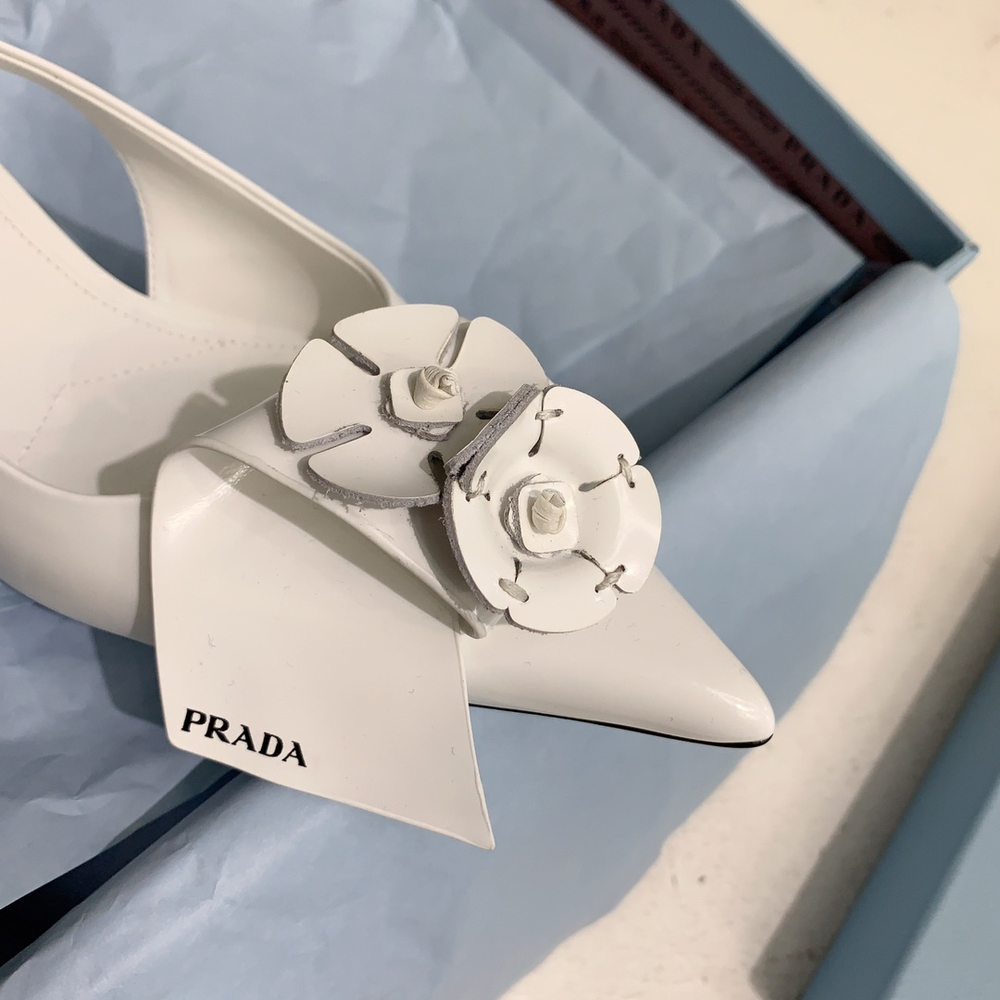 Prada Pumps