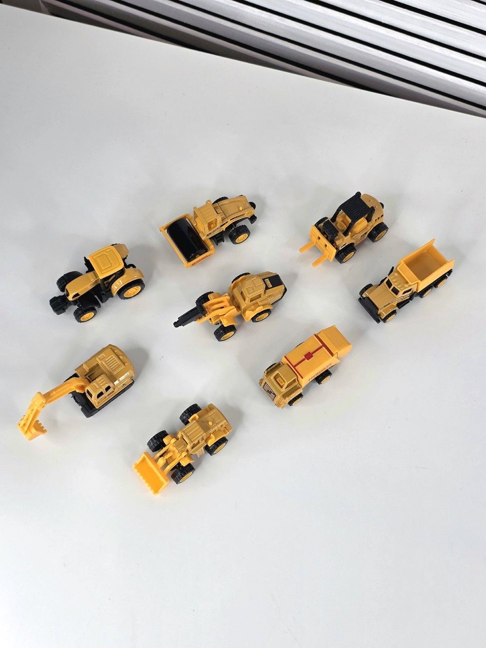 Набор машин Спецтехника 8 штук, в коробке (200474668)