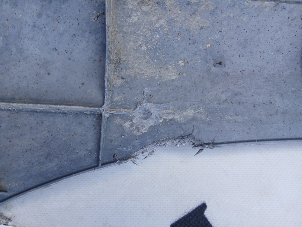 Продолжение крыла левого