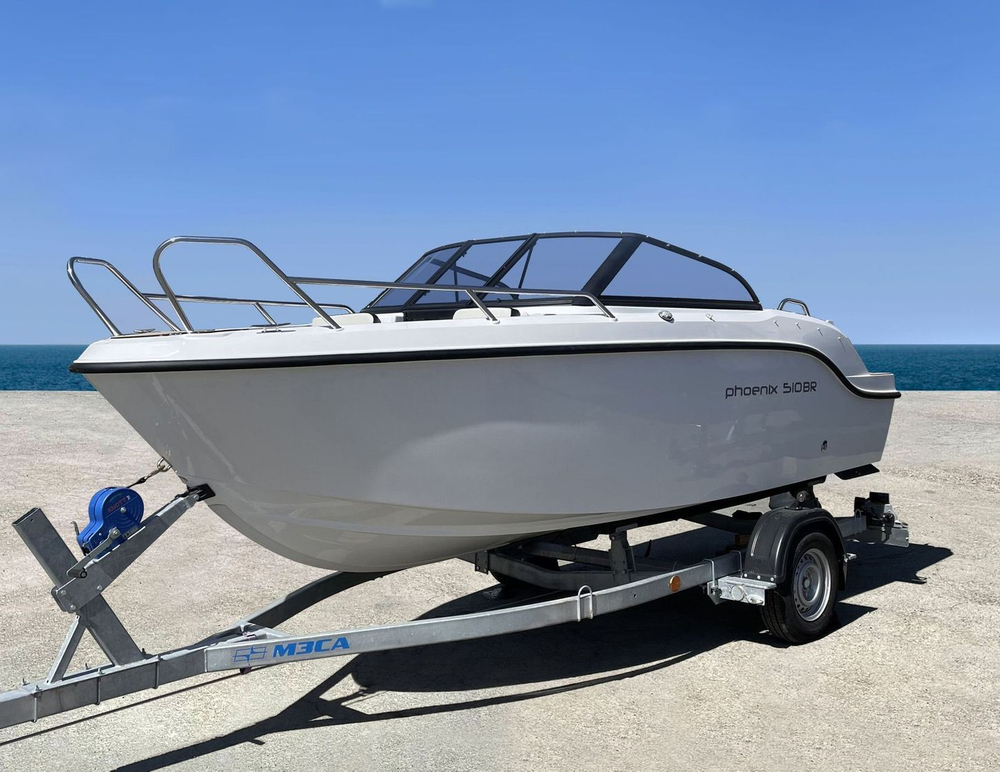 Катер Феникс 510 BR белый