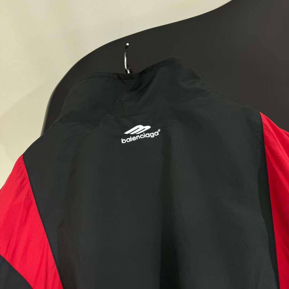 Ветровка Balenciaga