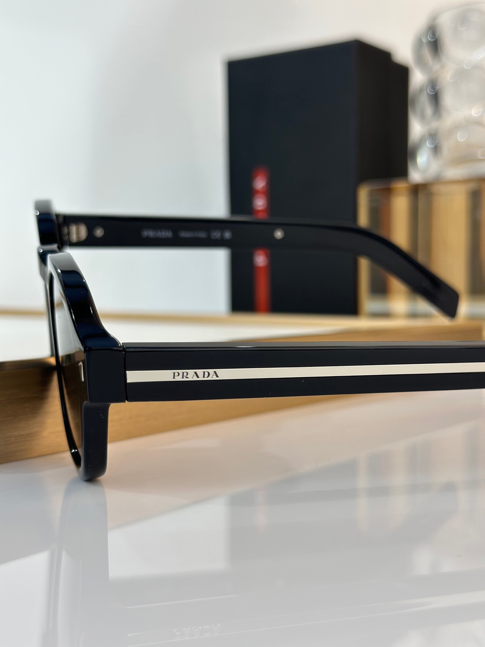 Солнцезащитные очки