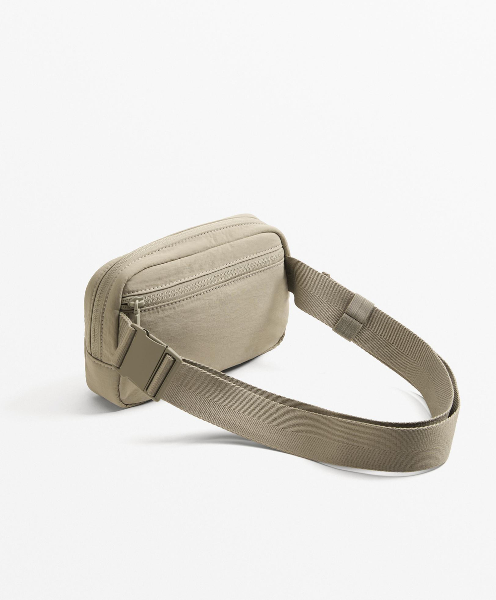 Oysho Сумка через плечо, хаки