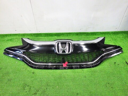 решетка радиатора Honda Fit GP5 GK3