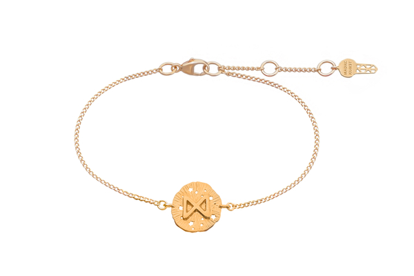 Браслет с руническим медальоном-амулетом Дагаз на цепочке, позолота