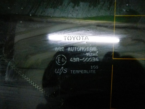 Форточка задняя правая Toyota Land Cruiser 200 (2015-2021)