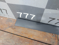 Накладка двери передней правой Kia Rio 4 X-Line 17-нв Б/У Оригинал 87714H0500