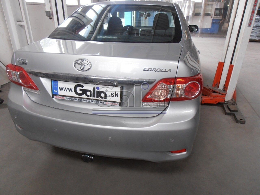 Фаркоп оцинкованный Galia T060A для Toyota Corolla седан 2007-2013(паспорт и сертификат в комплекте)(без электрики)