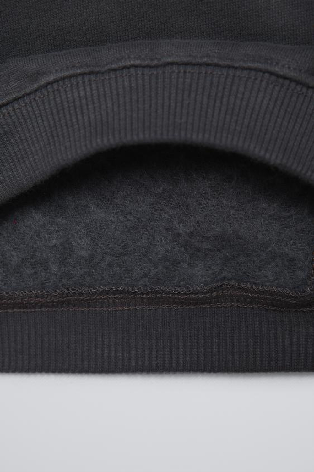 ZARA ОДНОТОННАЯ ТОЛСТОВКА С НАДПИСЬЮ, АНТРАЦИТОВО-СЕРЫЙ