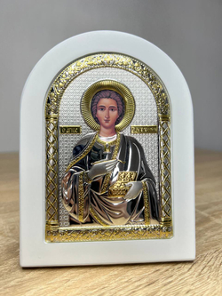 Пантелеймон, икона арочная, белое дерево 105х140
