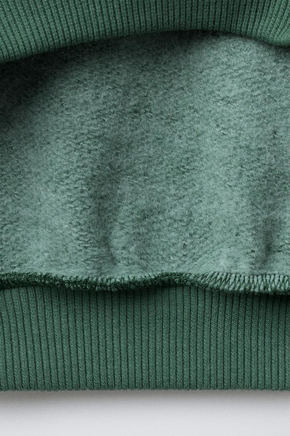 ZARA ТОЛСТОВКА С ТЕКСТОВЫМ ПРИНТОМ, ЗЕЛЕНЫЙ