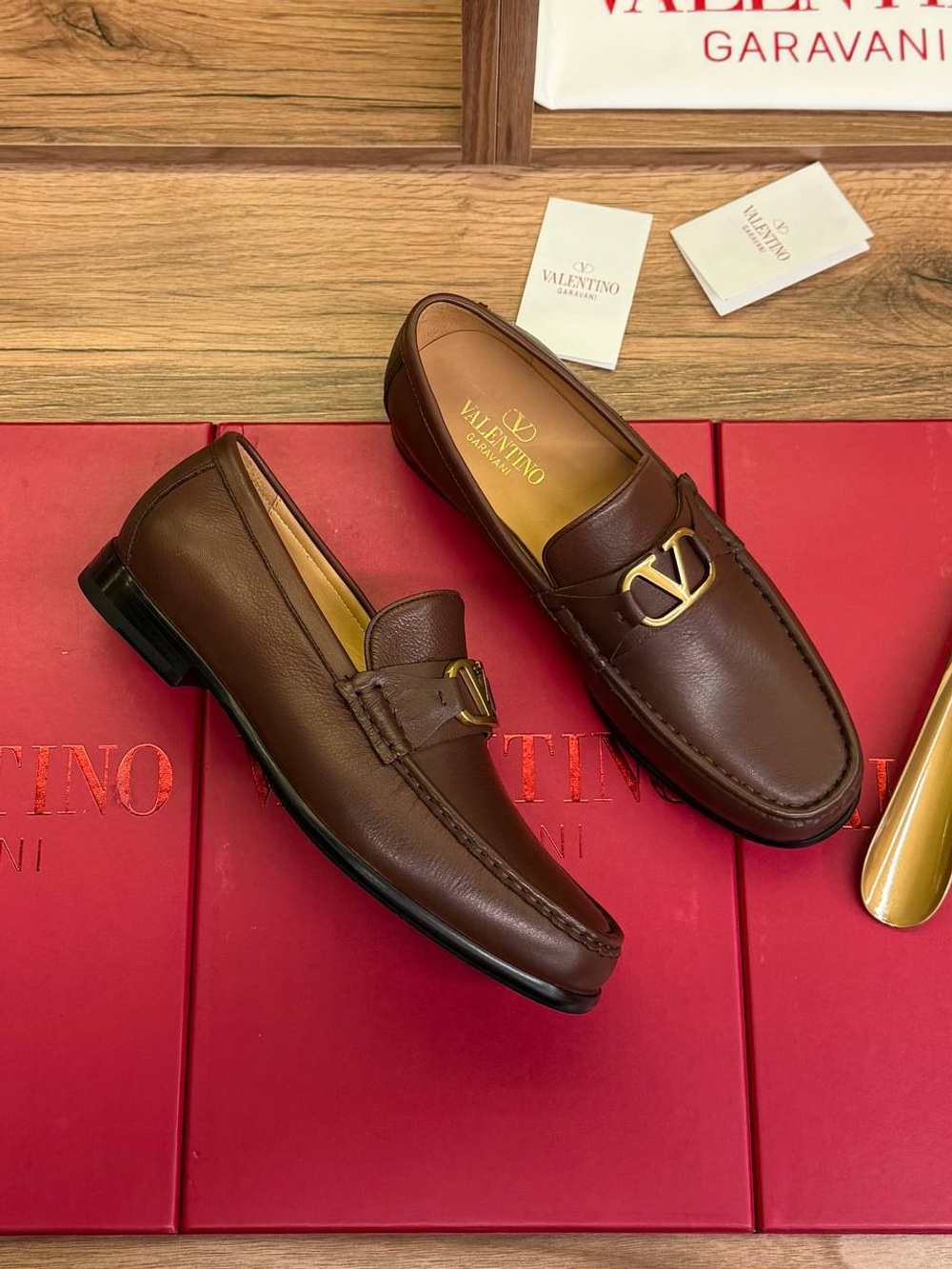 Лоферы Valentino
