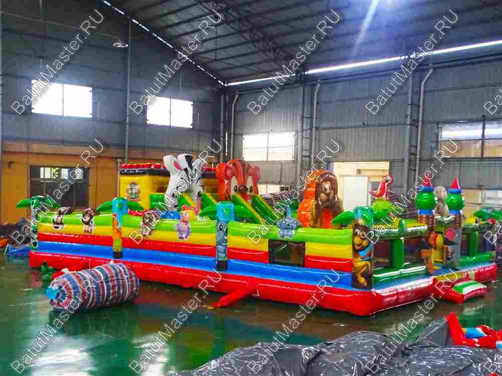 Коммерческий надувной батут "Зверята на радуге" 12*9*2.8 м.
