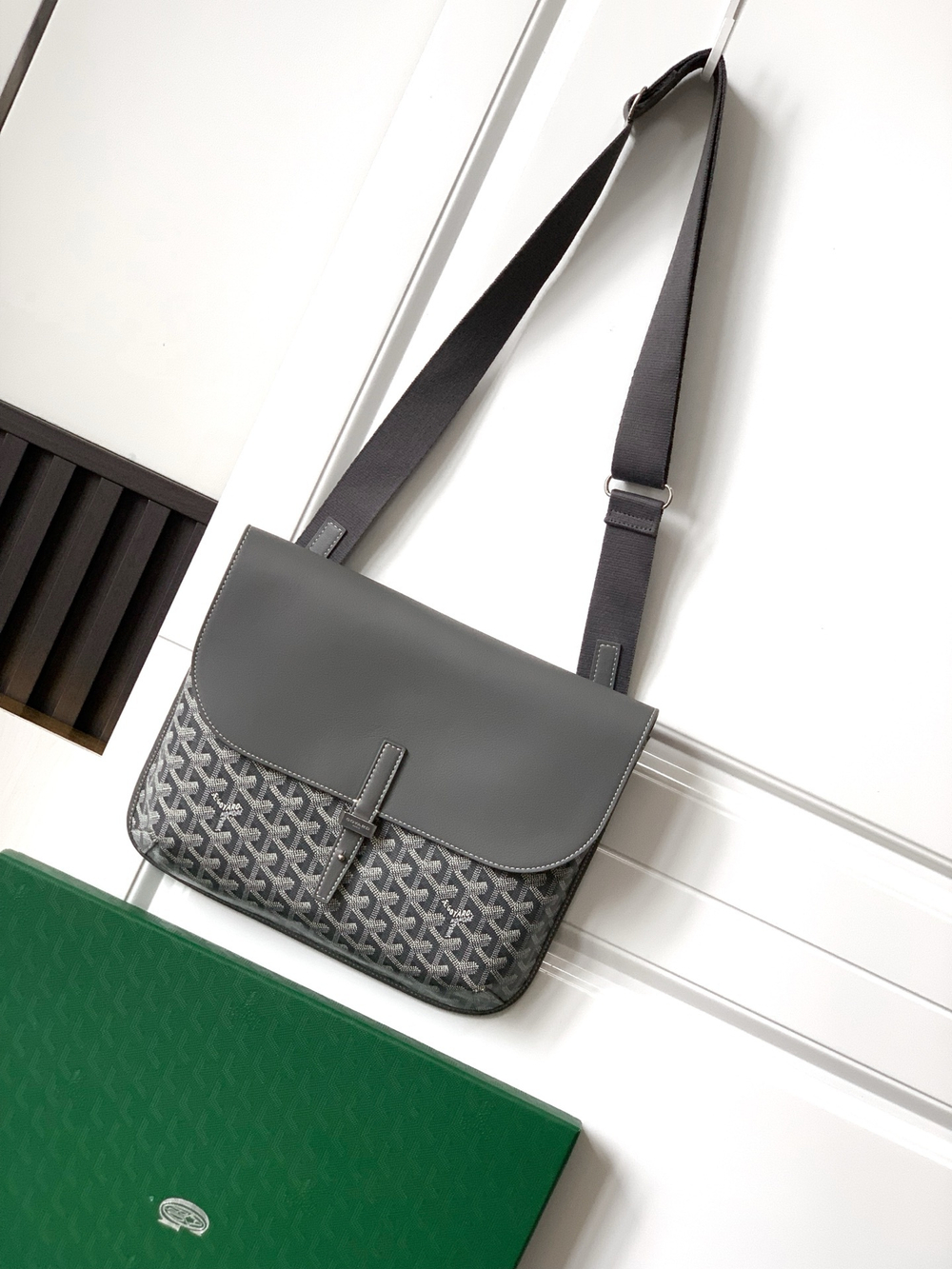 Goyard Coursier Messenger Bag 32 cm