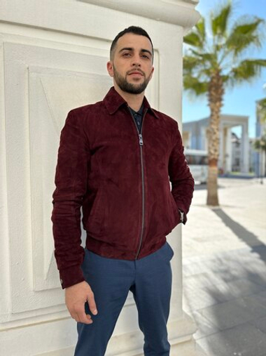 Замшевая куртка