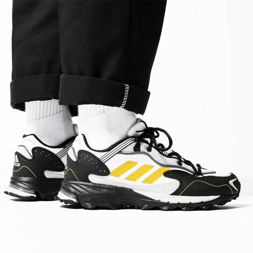 Кроссовки Adidas Response