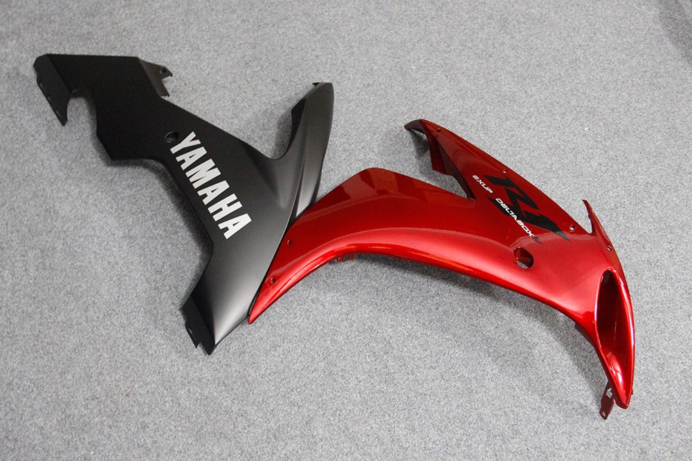 Комплект пластика для мотоцикла Yamaha YZF-R1 04-06 Красно-Черный
