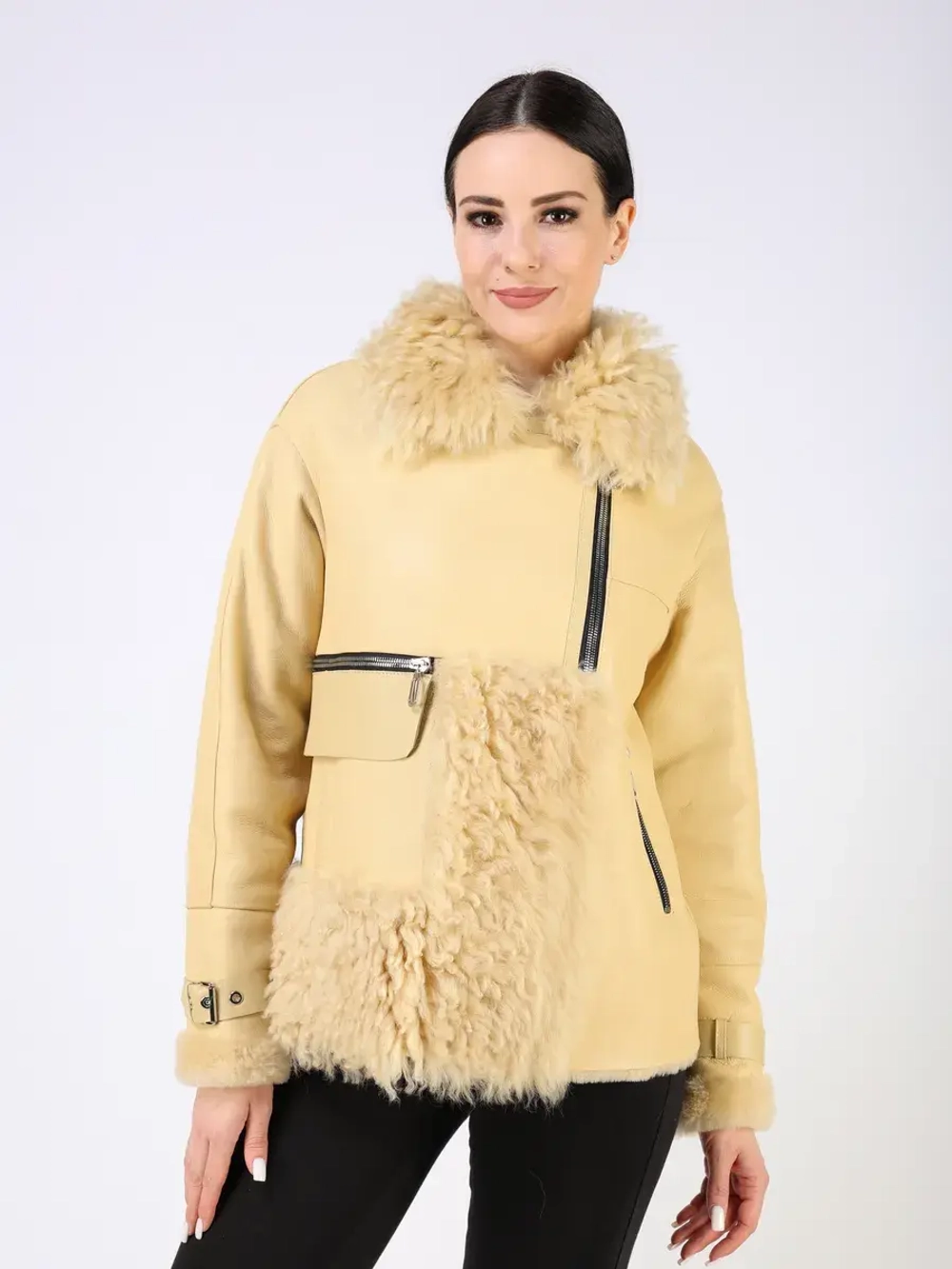 Дубленка зимняя натуральная короткая