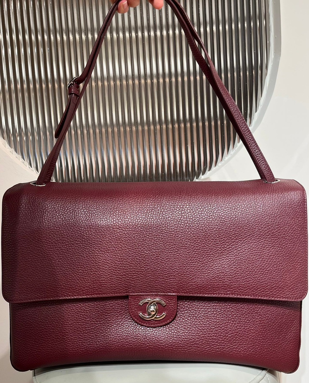 Chanel Maxi Flapbag 38 cm